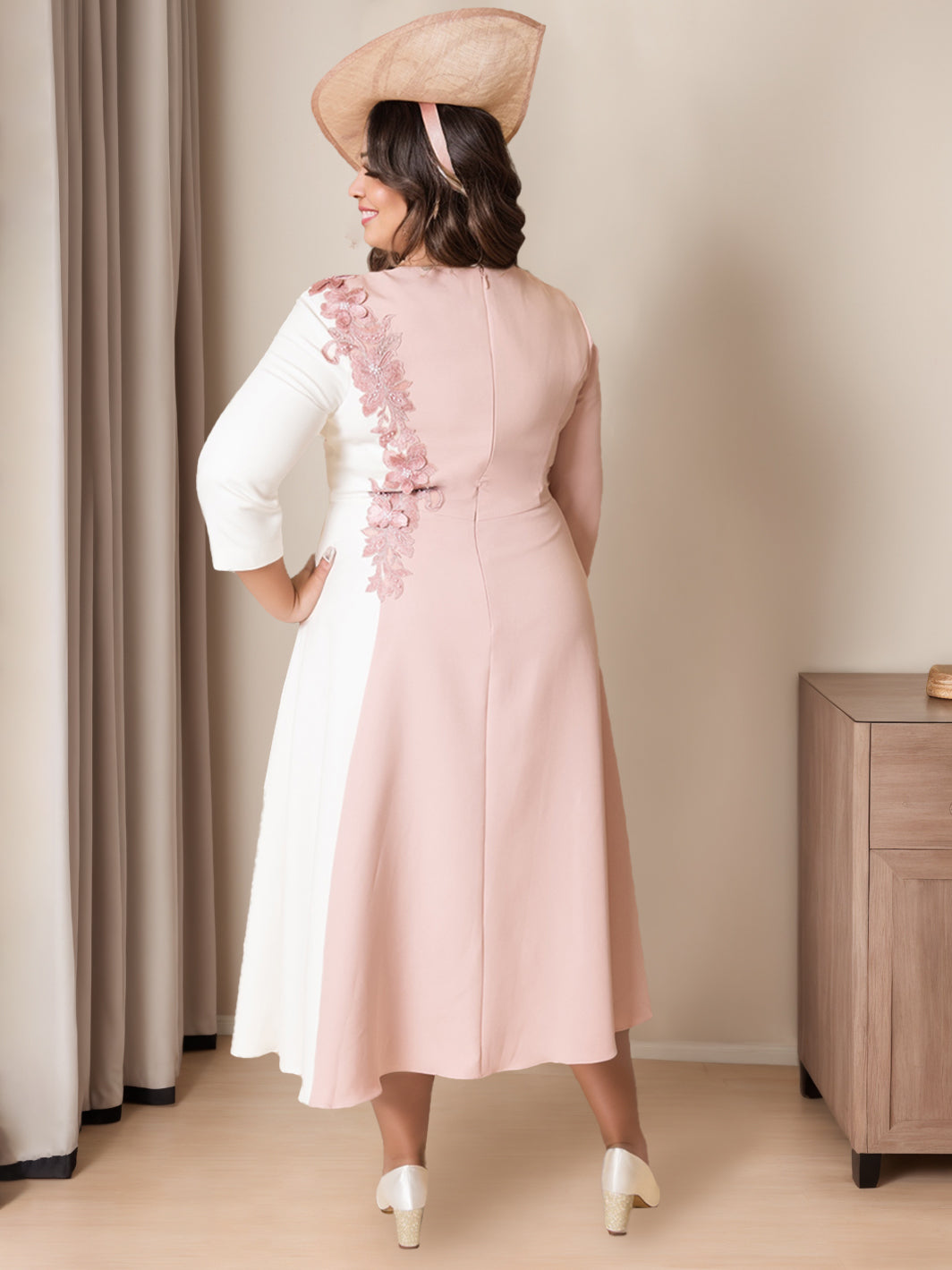 Elegant Plus Size Mother of the Bride A-Line/Princess Dress with 3/4 Sleeves Scoop Neck and Floral Appliques-BMbridal