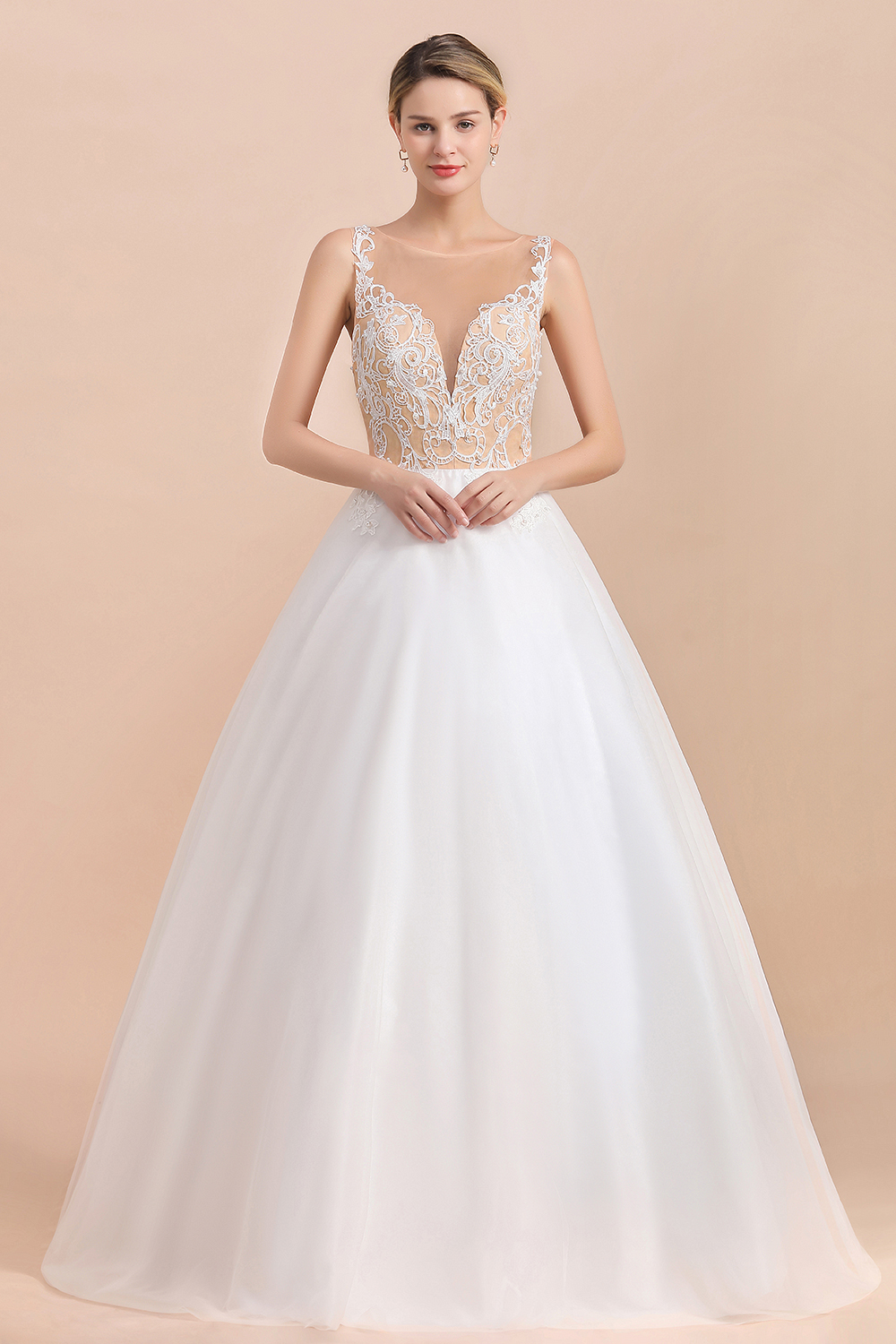 BMbridal Gorgeous Tulle Lace V-Neck Sleeveless Wedding Dress Online