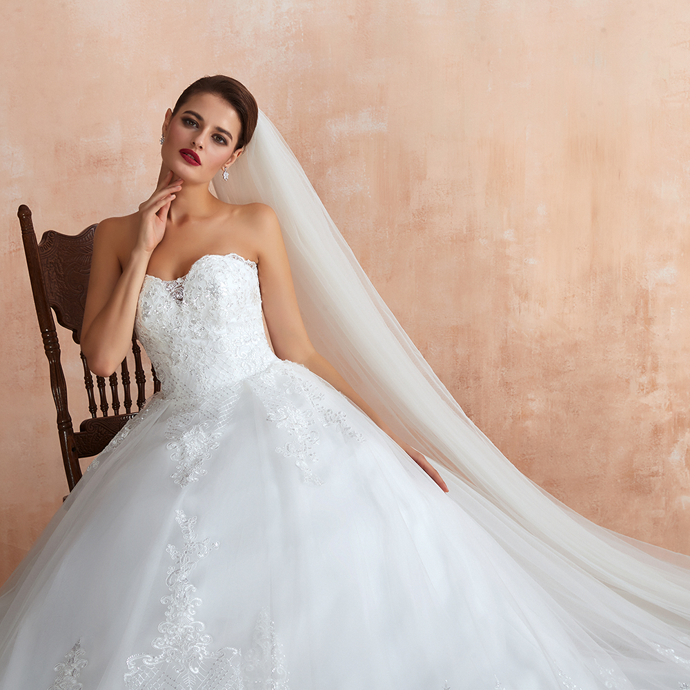 BMbridal Stylish Strapless White Lace Affordable Wedding Dress Online with Low Back
