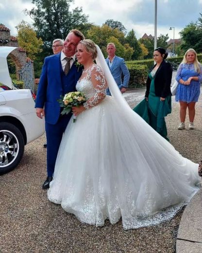 Glamorous Sweetheart Tulle A-Line Long Wedding Dress with Sleeves