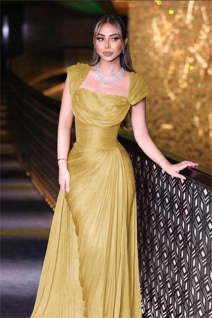 Daffodils Square Neck Sleeveless High Waist Long Pleated Prom Dress With Split