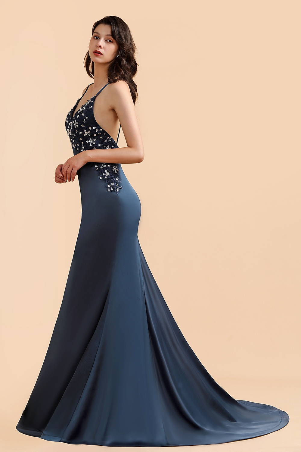 BMbridal Affordable Spaghetti Straps V-Neck Prom Dresses Sleeveless Appliques Beadings Party Dresses Online-BMbridal