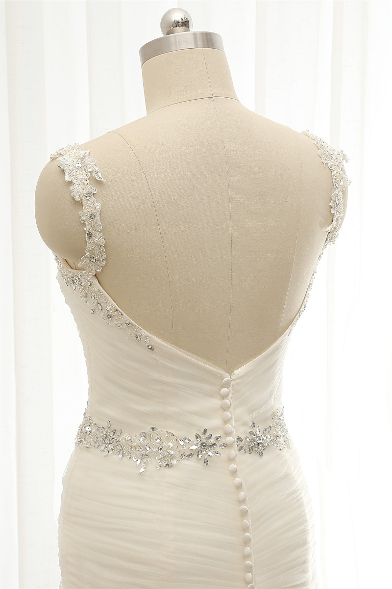 BMbridal Unique Ivory Straps Mermaid Wedding Dresses Tulle Ruffles Sequins Bridal Gowns Online