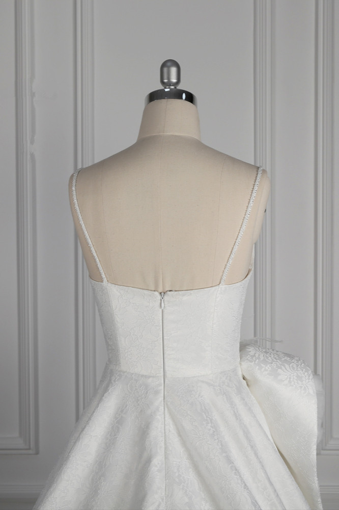 BMbridal Chic Spaghetti Straps V-neck Wedding Dress Satin Appliques Bow Bridal Gowns Online-BMbridal