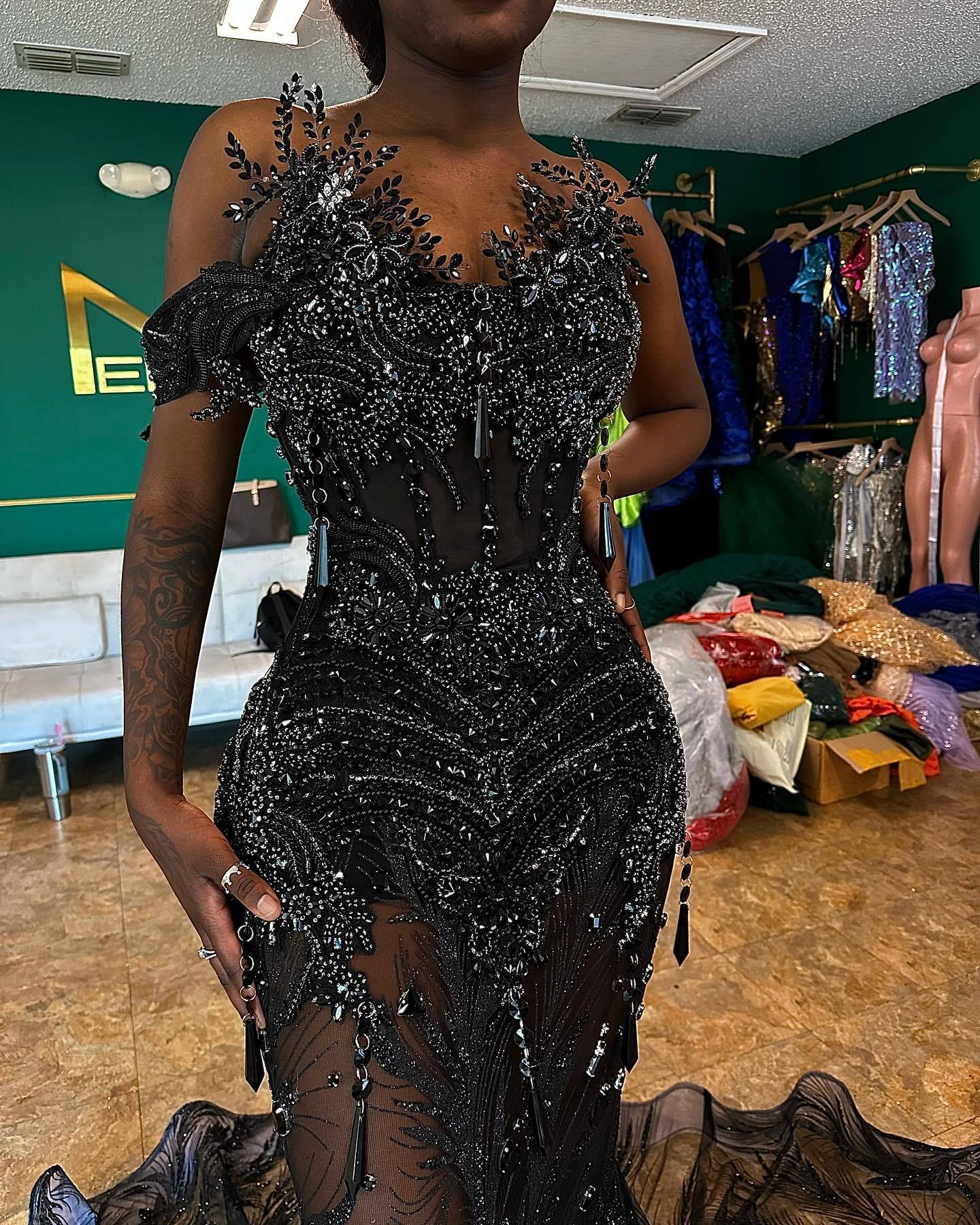 Black Elegance - 3D Floral Beaded Mermaid Prom Dress with Ruffle Train