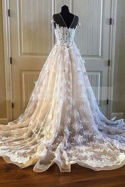 BMbridal Elegant Creamy Lace Sweetheart Long Wedding Dress A Line Appliques Bridal Gowns On Sale