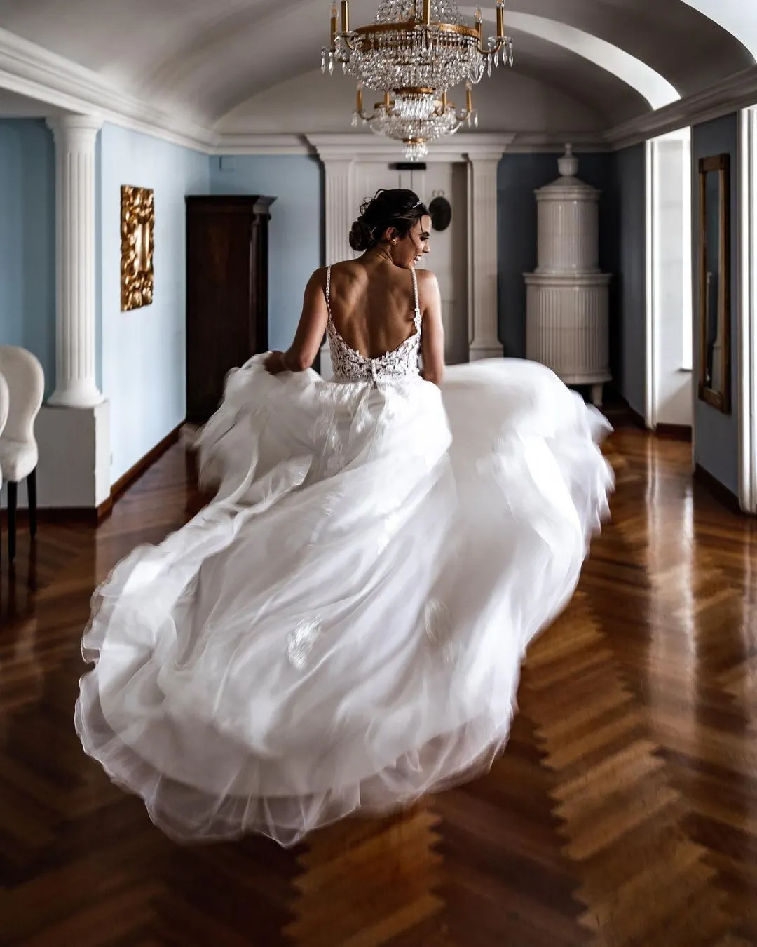 Charming Spaghetti Strap A-Line Wedding Dress with Lace Tulle