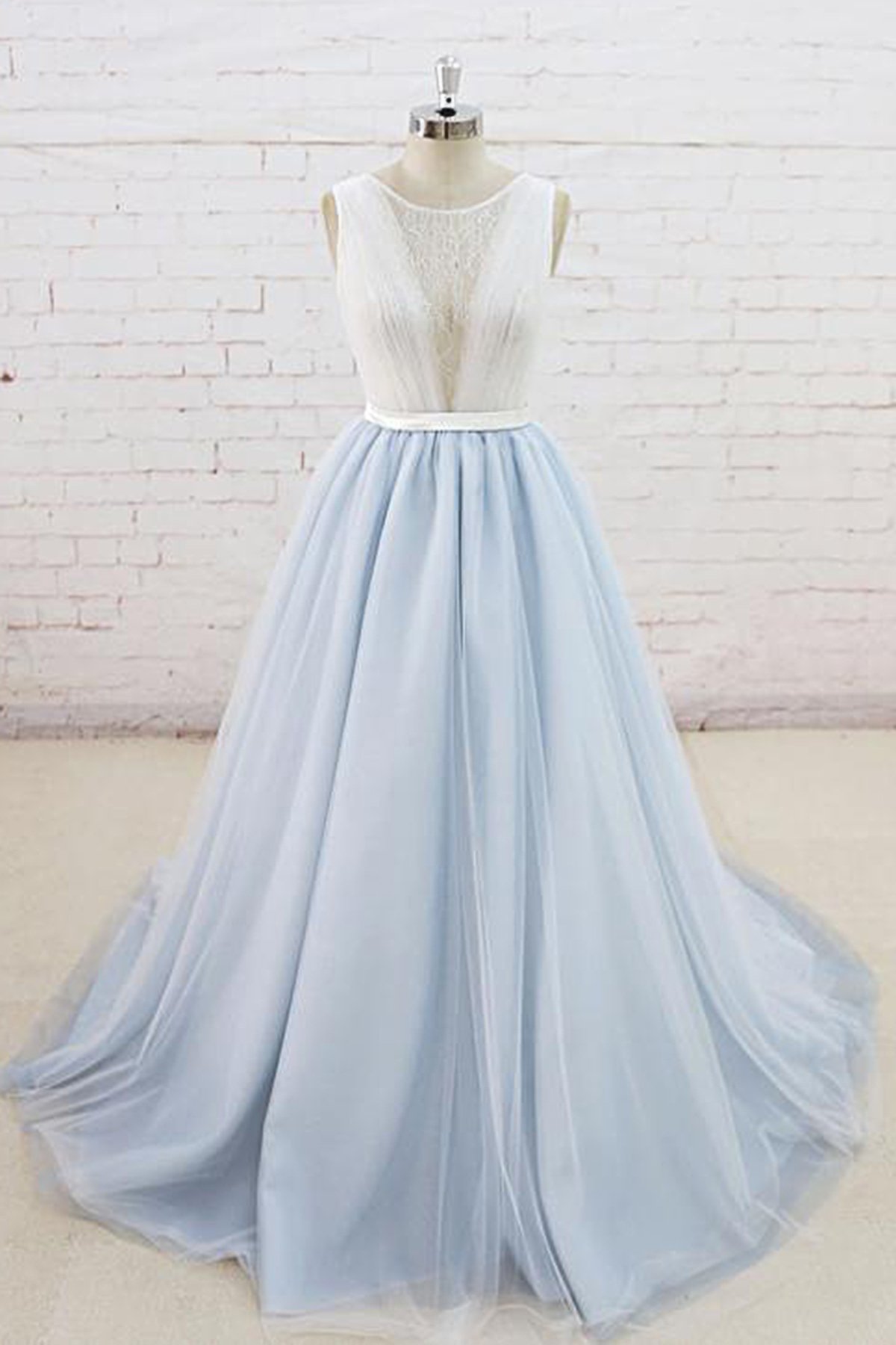 BMbridal Gorgeous Light Blue Tulle Lace Wedding Dress Sheer Back Summer Bridal Gowns On Sale