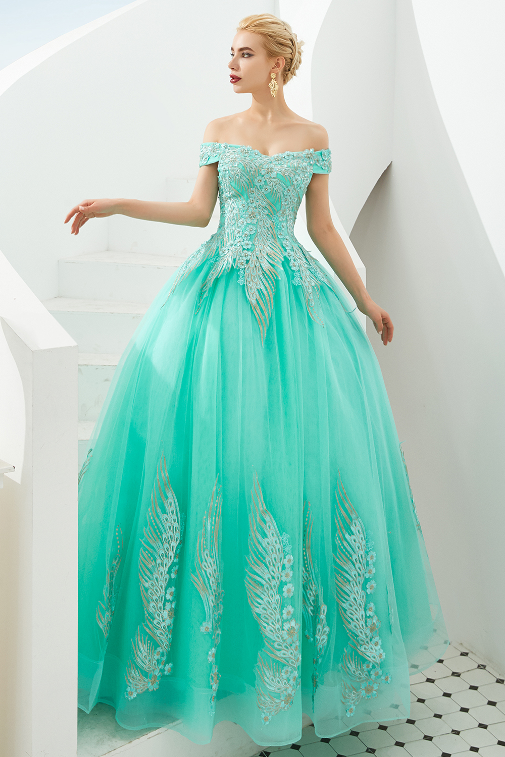 BMbridal Off-the-Shoulder Tulle Ball Gown Prom Dress With Appliques Beadings