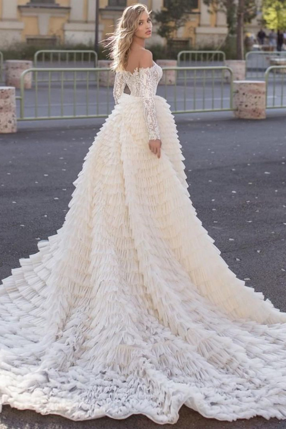 Fantastic Long Sleeves Off-the-Shoulder Mermaid Wedding Dress with Train