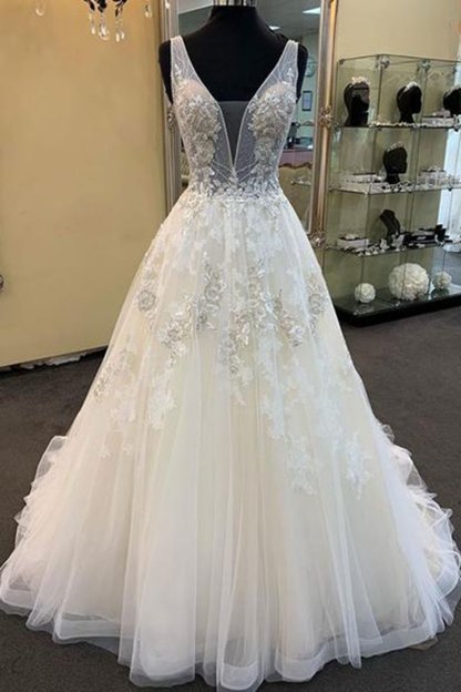 BMbridal Glamorous Unique White Tulle V-Neck Wedding Dress Long Beaded Lace Bridal Gowns On Sale