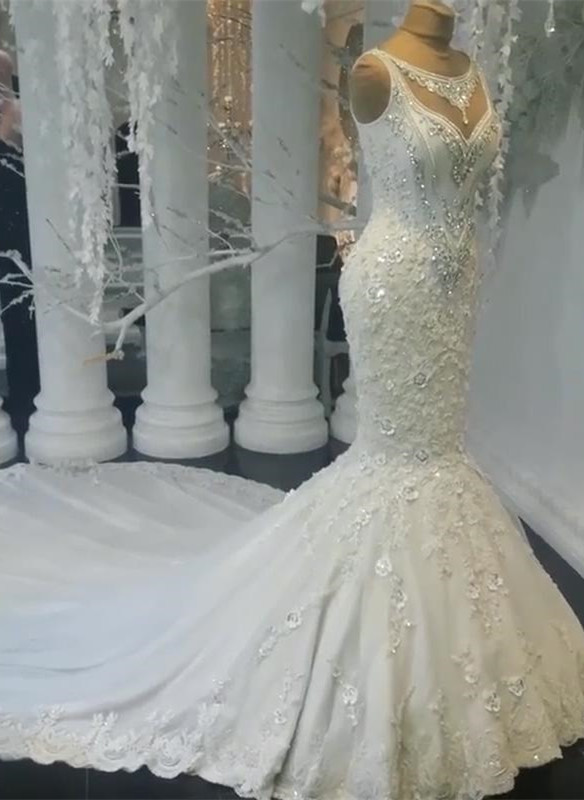 BMbridal Unique Jewel Sleeveless White Wedding Dresses Mermaid Lace Bridal Gowns With Appliques Online-BMbridal