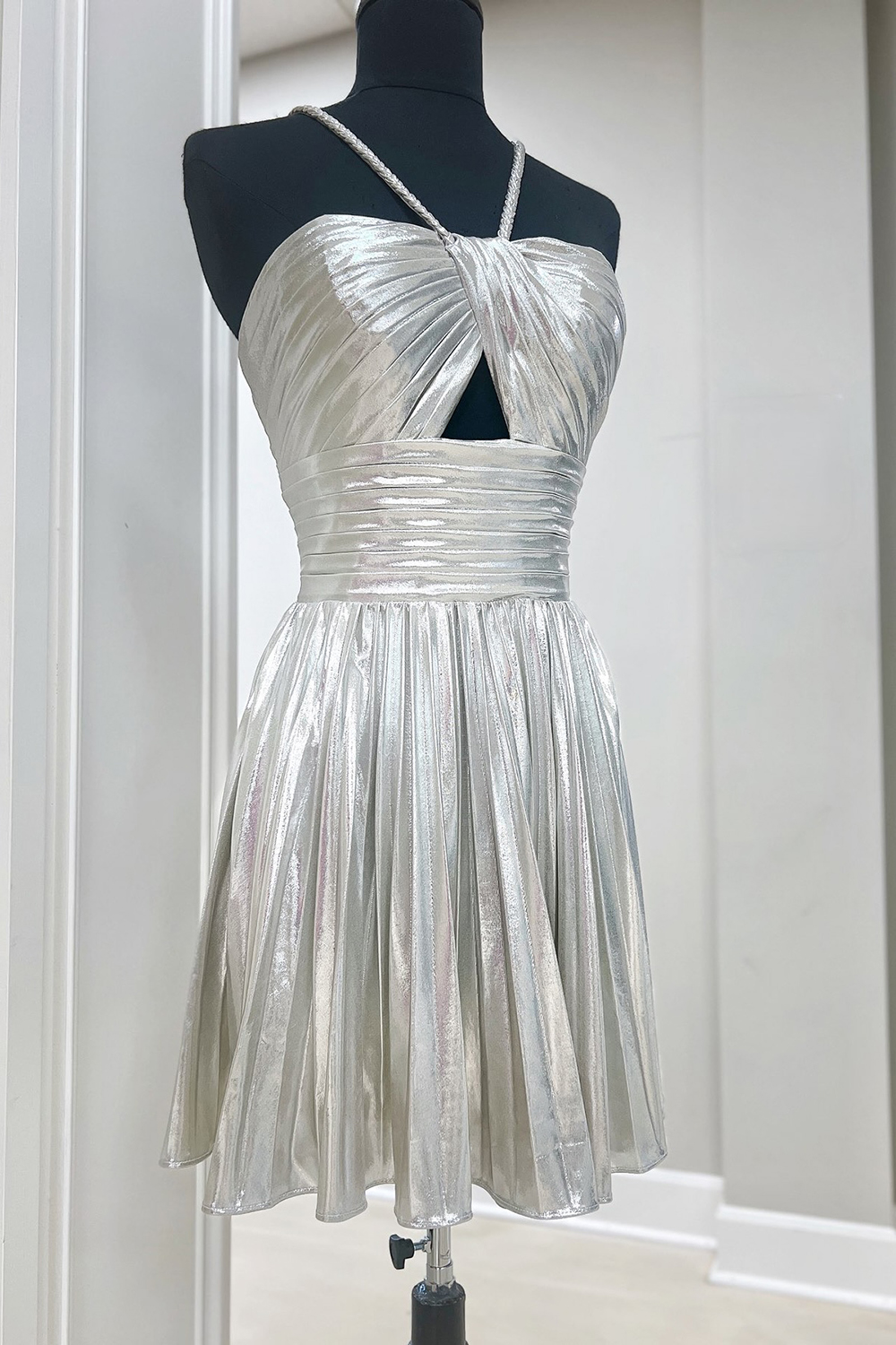 Sparkly Fuchsia A-Line Halter Pleated Short Homecoming Dress