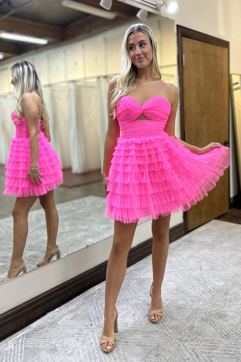 A-Line Fuchsia Strapless Tiered Tulle Short Homecoming Dress with Keyhole-BMbridal