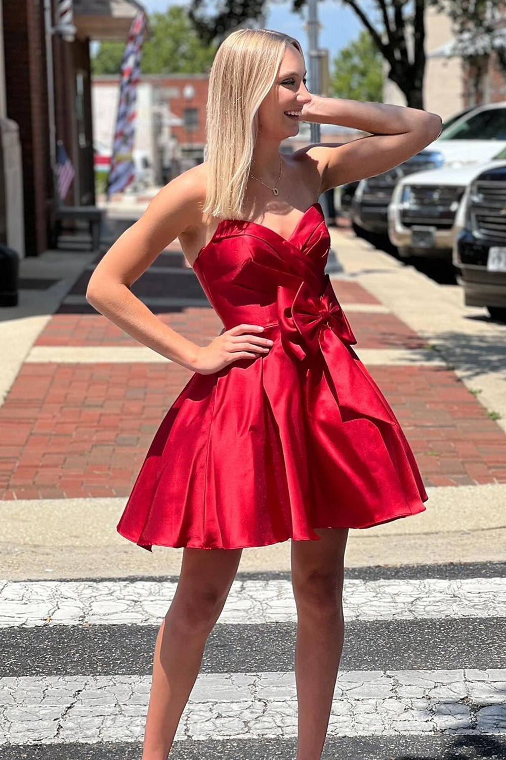 A-Line Red Sweetheart Satin Short Homecoming Dress with Bow-BMbridal