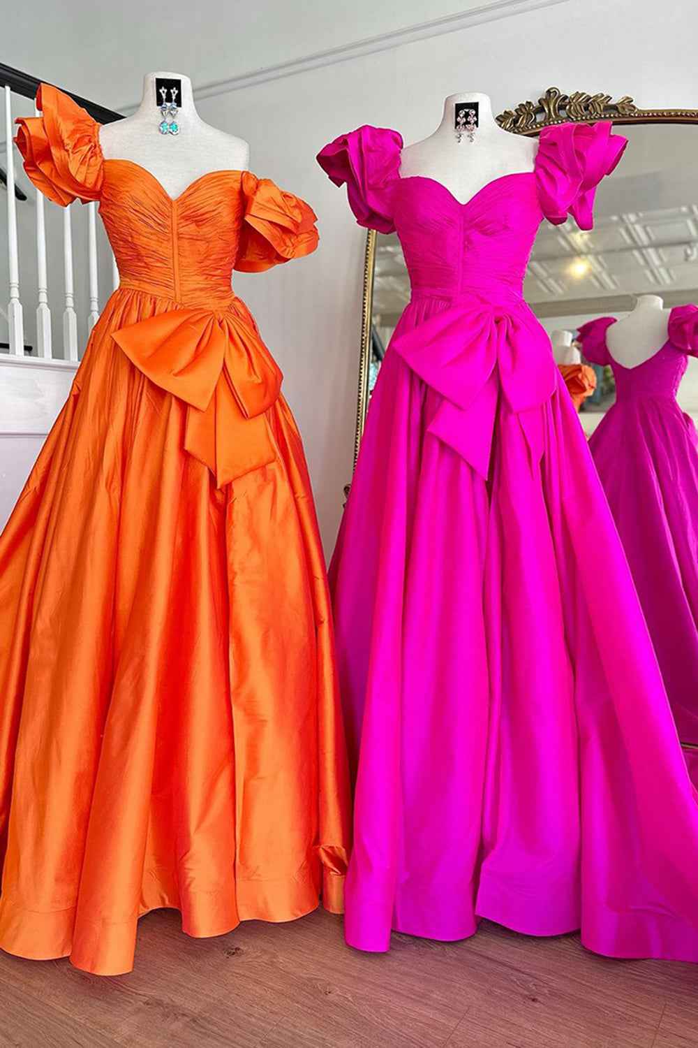 Chic Fuchsia Puff Sleeves A-Line Ruched Long Prom Dress with Bow