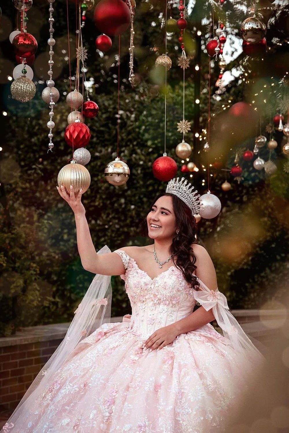 Off-the-Shoulder Ball Gown in Light Pink with Applique and Train for Quinceanera