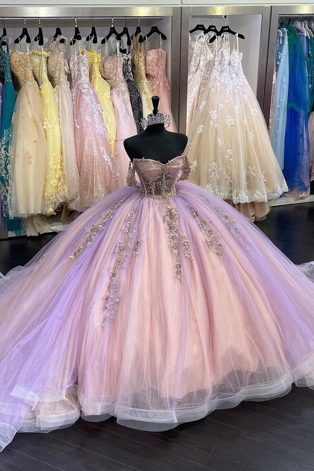 Off the Shoulder Princess Tulle Dress with Lilac Blush Applique for Quinceanera