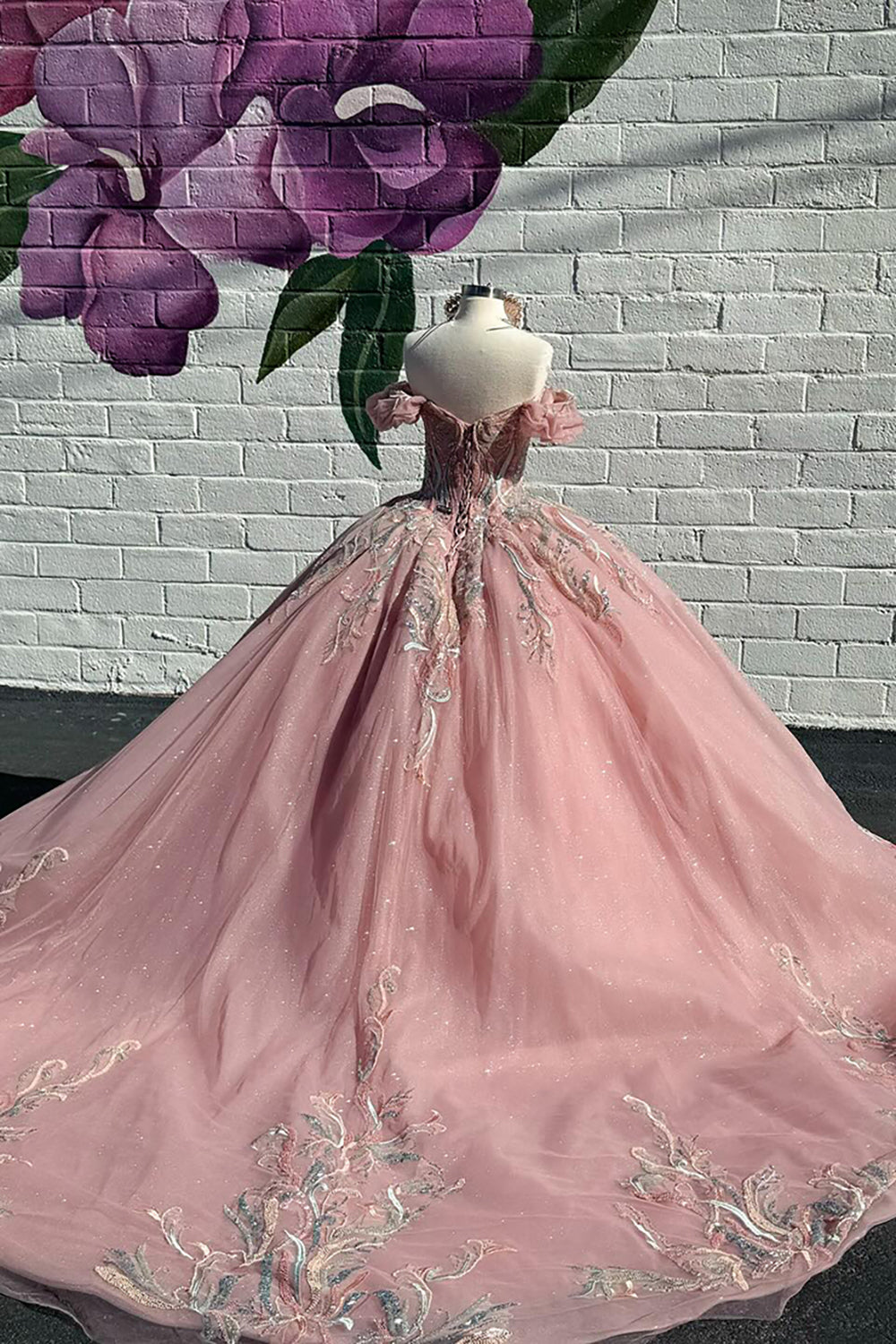 Off the Shoulder Sparkly Grey Pink Ball Gown with Appliqued Train for Quinceanera