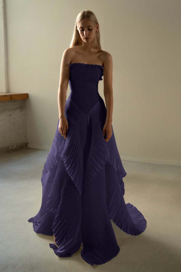 Chic Strapless Sleeveless Long Prom Dress With Ruffles Pleated