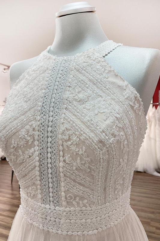 Vintage Long Halter Backless A-Line Wedding Dresses with Tulle Lace