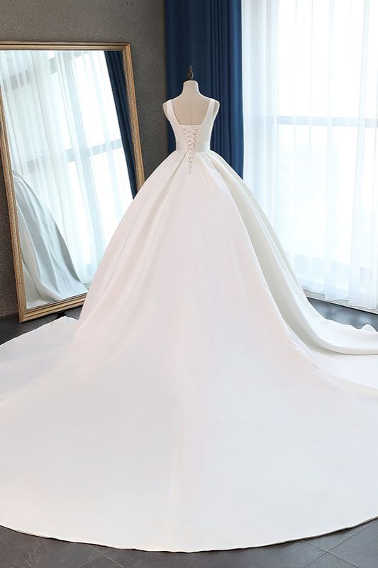 BMbridal Sexy Deep-V-Neck Straps Satin Wedding Dress Ball Gown Ruffles Sleeveless Bridal Gowns Online-BMbridal