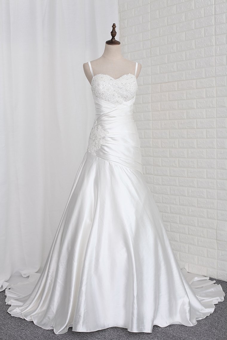 BMbridal Stylish Straps Sweetheart Wedding Dress White Satin Lace Appliques Beadings Bridal Gowns Online-BMbridal