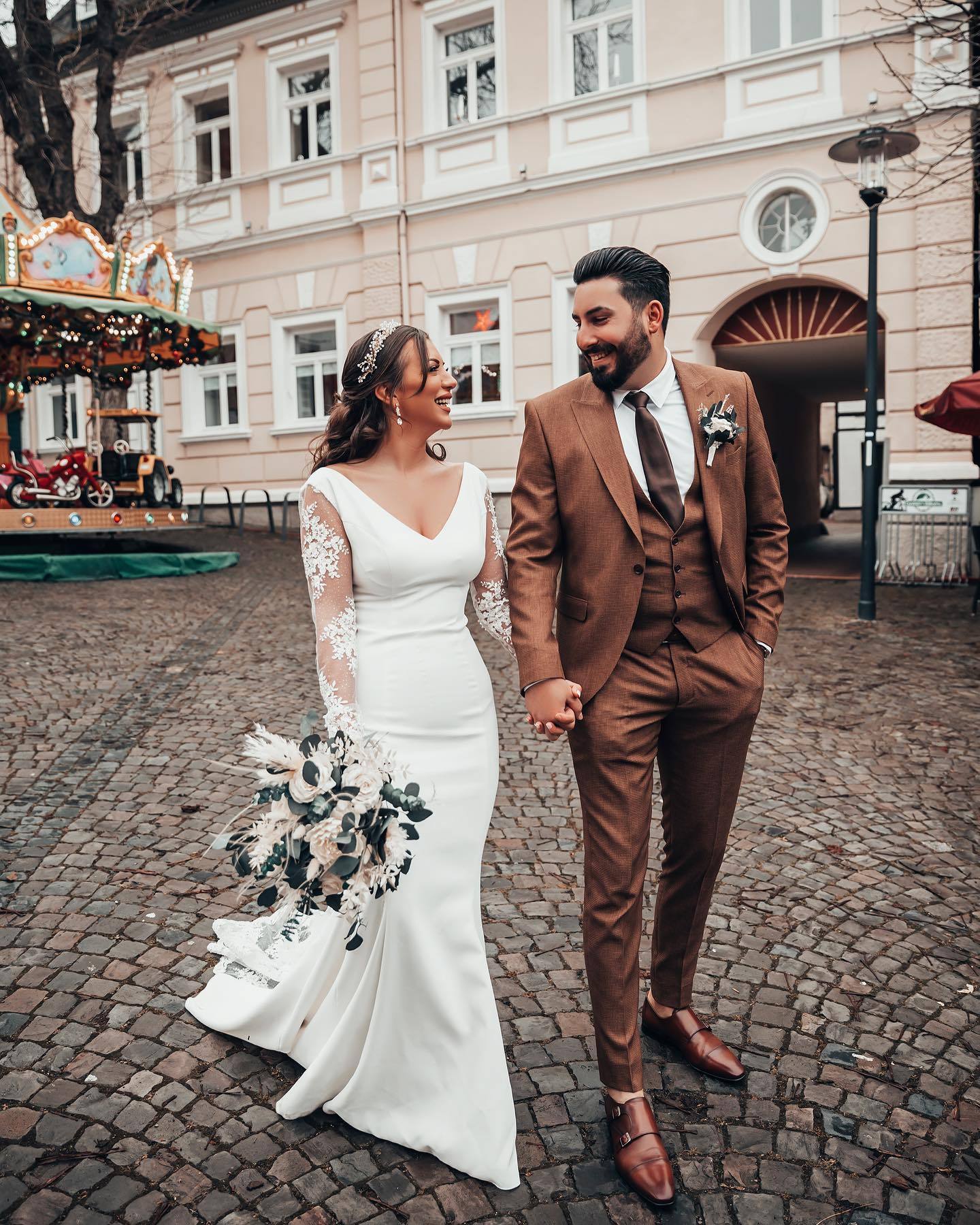 Bmbridal Long Sleeves White Wedding Dress Mermaid Lace Online-BMbridal