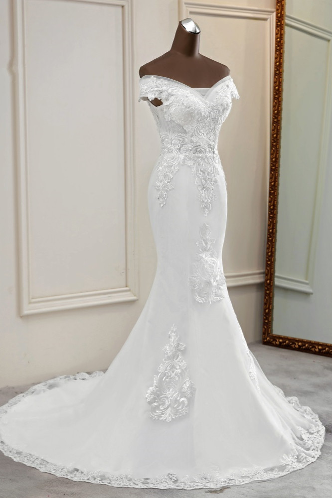 BMbridal Elegant Off-the-Shoulder Sleeveless White Mermaid Wedding Dresses with Beadings