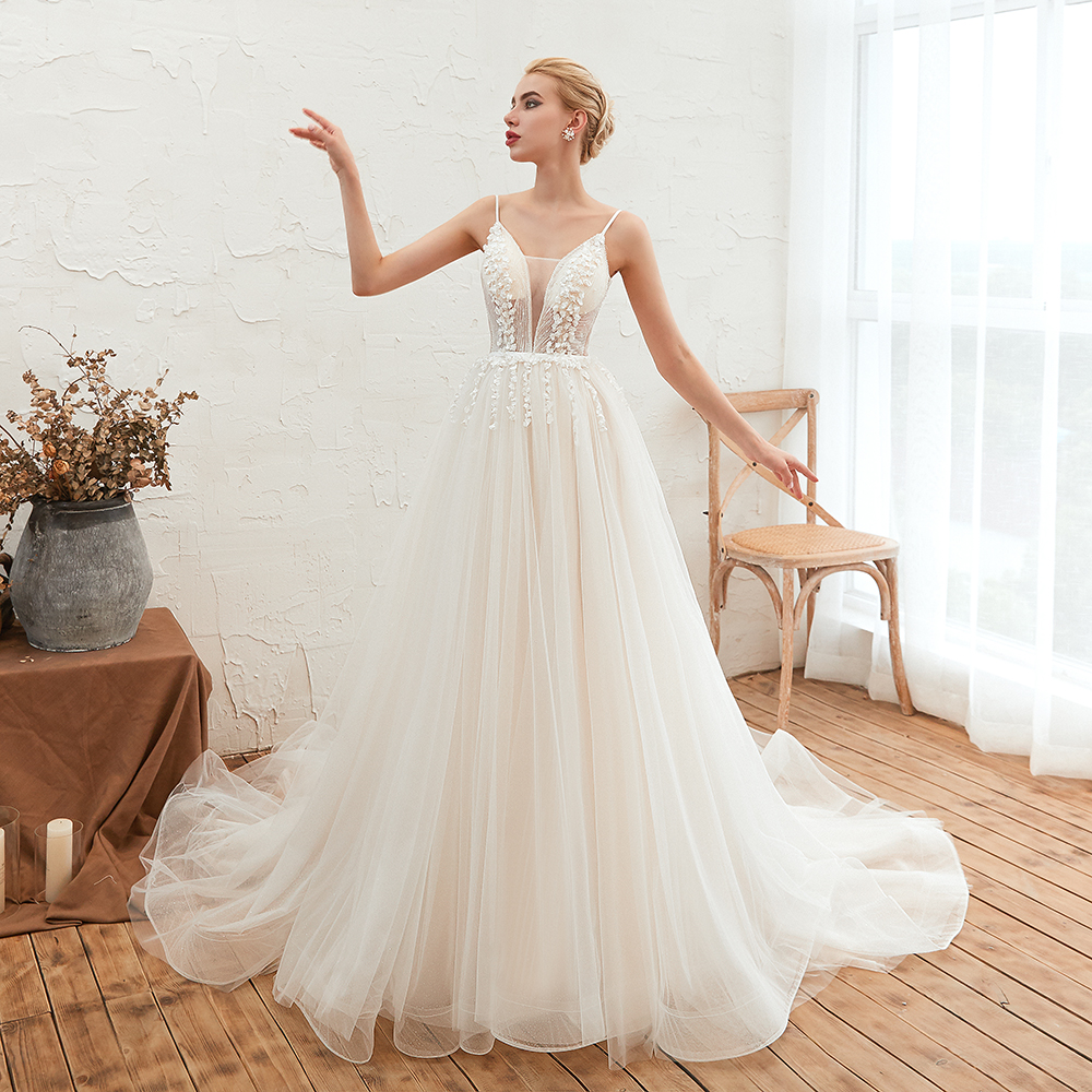 BMbridal Chic Spaghetti Straps V-Neck Ivory Tulle Wedding Dresses with Appliques
