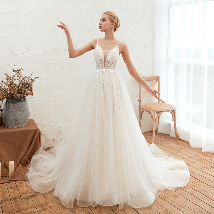 BMbridal Chic Spaghetti Straps V-Neck Ivory Tulle Wedding Dresses with Appliques