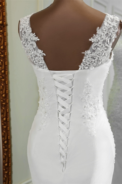 BMbridal Stunning Jewel Sleeveless White Wedding Dresses White Mermaid Beadings Bridal Gowns
