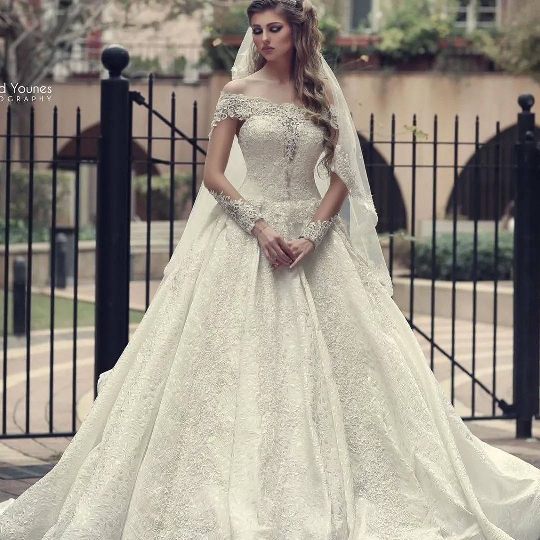 Glamorous Long Sleeves A-Line Off-the-Shoulder Wedding Dress Lace Backless Floor-Length with Appliques
