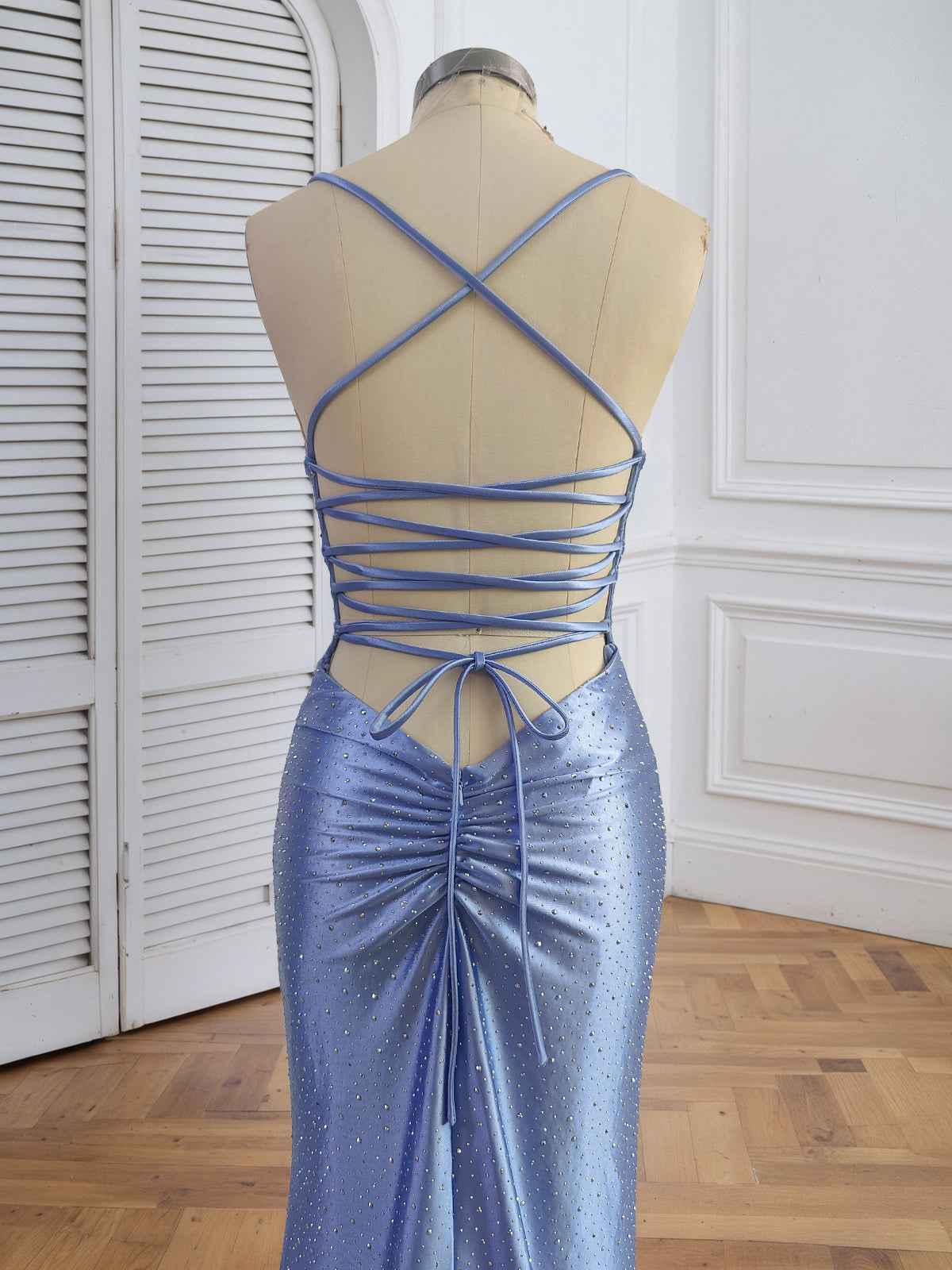 Blue Mermaid Spaghetti Straps V-Neck Rhinestone Prom Dress