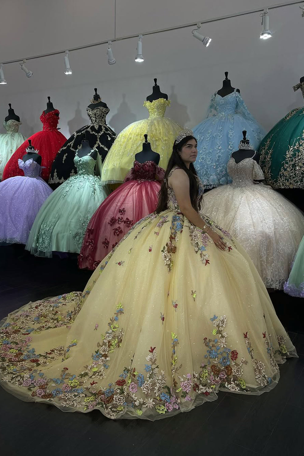 Tulle Quinceanera Ball Gown with Yellow Spaghetti Straps and Floral Appliques