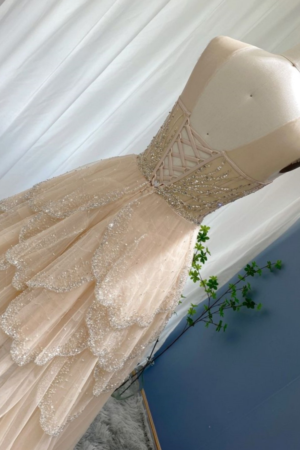 Bmbridal A-Line Hi-Lo Sleeveless Strapless Elegant Tulle Prom Dresses with Lace