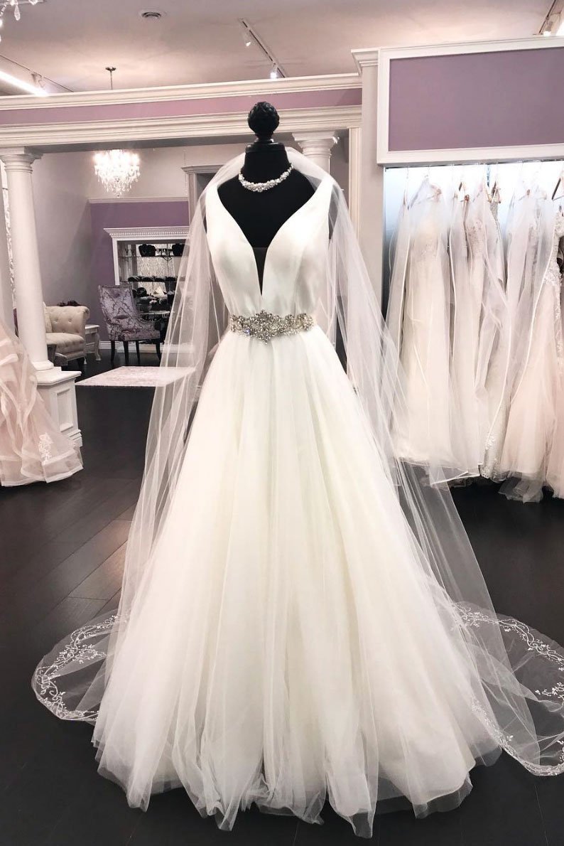 BMbridal Elegant White Satin Tulle V-Neck Wedding Dress Long Halter Bridal Gowns On Sale