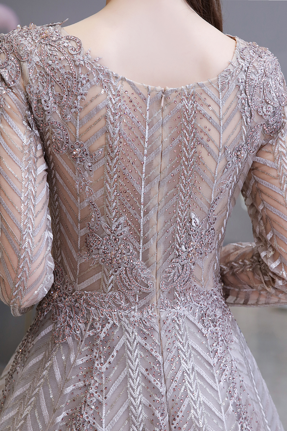 BMbridal Sexy V-Neck Long Sleeve Prom Dress Appliques A-Line Evening Gowns