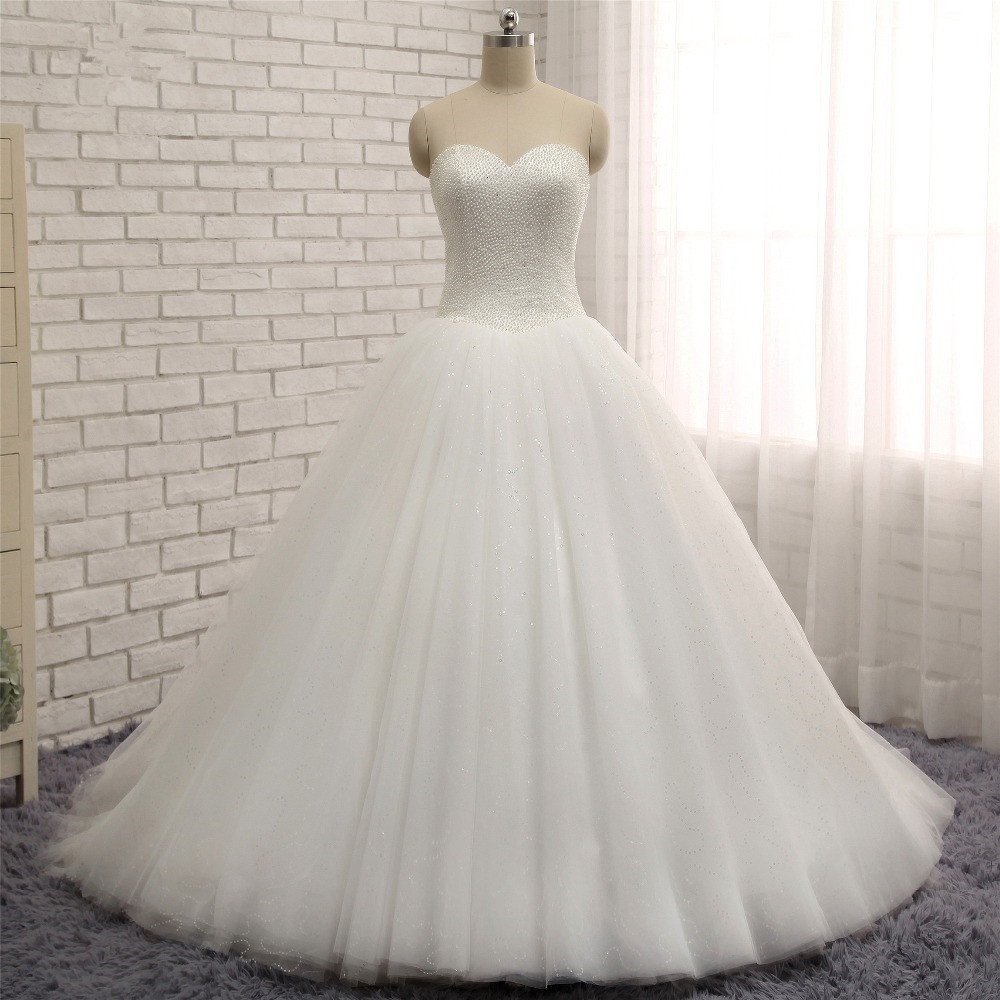 BMbridal Chic Sweetheart Pearls White Wedding Dresses A-line Tulle Ruffles Bridal Gowns Online