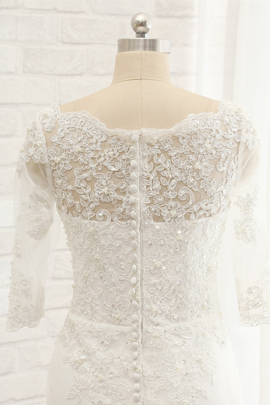 BMbridal Affordable Jewel White Tulle Lace Wedding Dress Half Sleeves Appliques Bridal Gowns Online