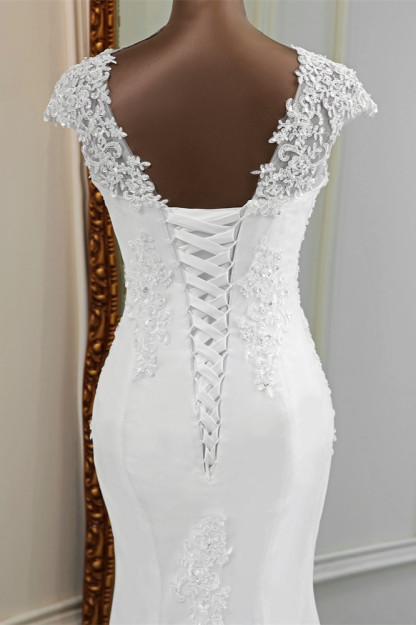 BMbridal Luxury V-Neck Sleeveless White Lace Mermaid Wedding Dresses with Appliques