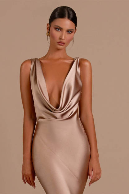 Chic V-Neck Sleeveless Mermaid Long Prom Dress Online
