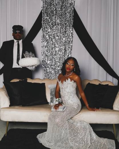 The Crystal Bride - 2026 Beaded Mermaid Wedding Gown: Sweetheart Neckline with 3D Floral Appliques & Sparkling Crystal Cathedral Veil