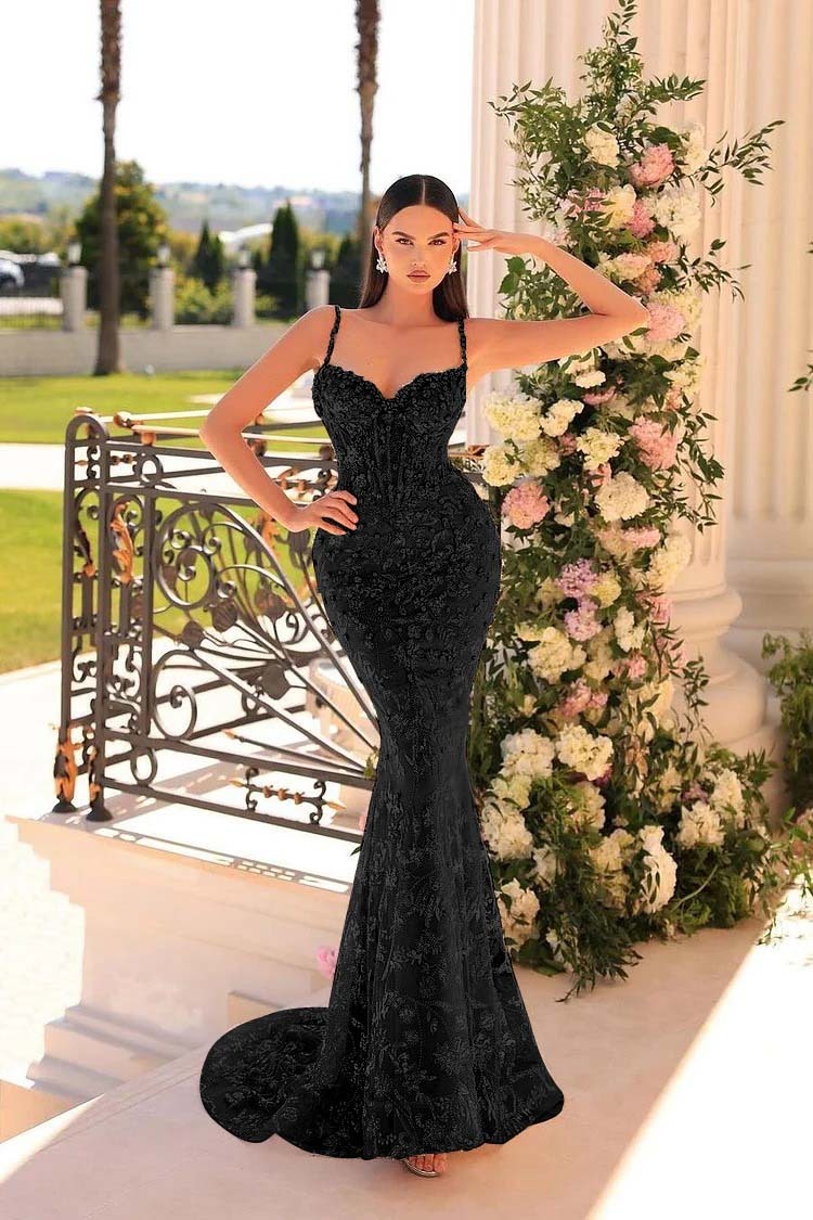 Spaghetti Strap Sleeveless Mermaid Appliques Long Prom Dress With Beadings