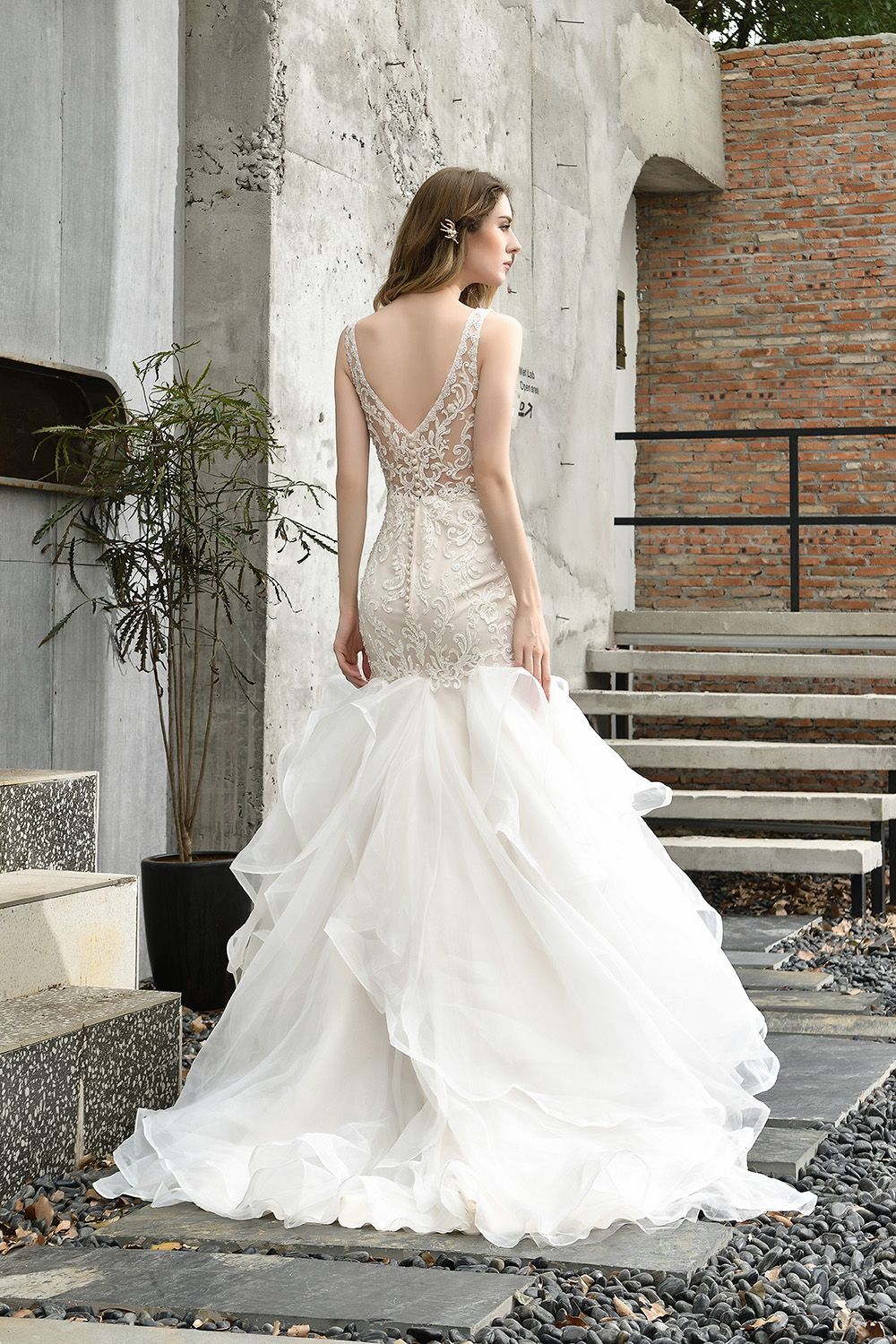 BMbridal Elegant Mermaid Tulle Lace White Wedding Dresses with Appliques