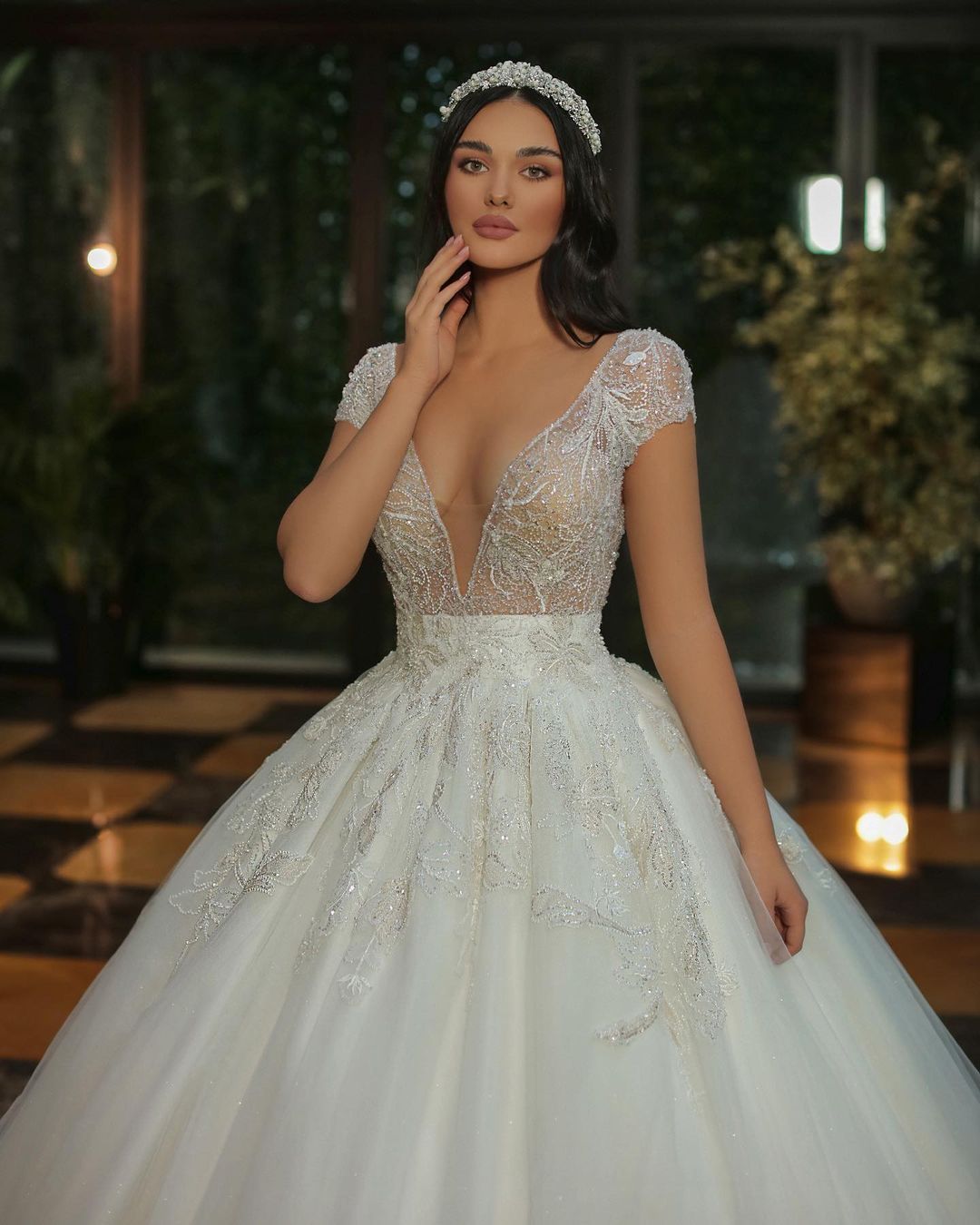 Brilliant Long A-Line V-Neck Cap Sleeves Wedding Dress with Beads Tulle