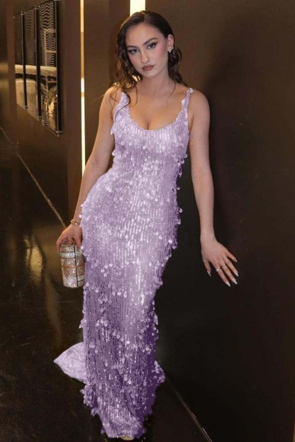 Glamorous Green Spaghetti Strap Sleeveless Long Prom Dress With Beadings