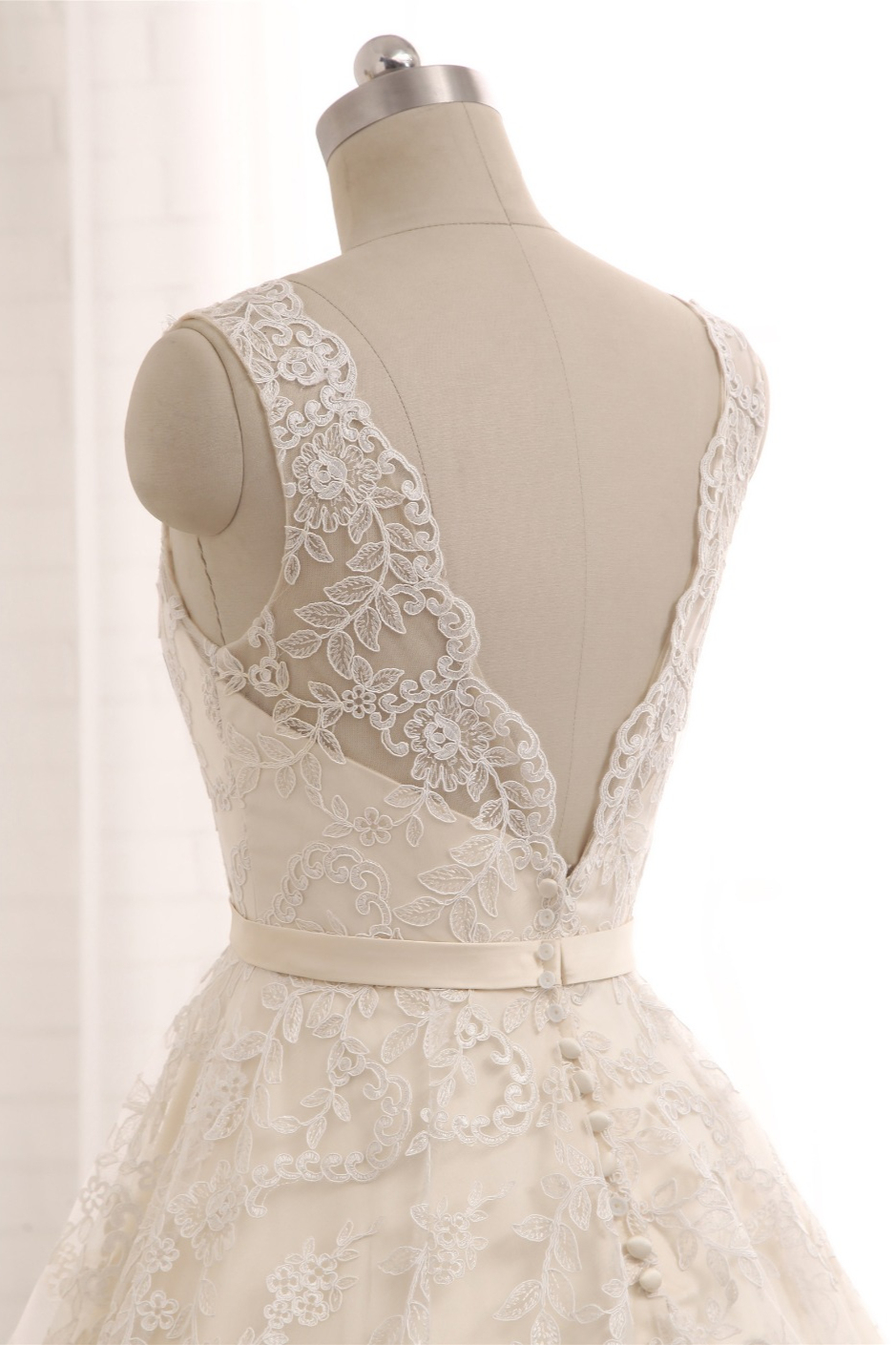 BMbridal Chic Champagne Jewel Sleeveless Wedding Dresses A-line Lace Bridal Gowns With Appliques On Sale-BMbridal