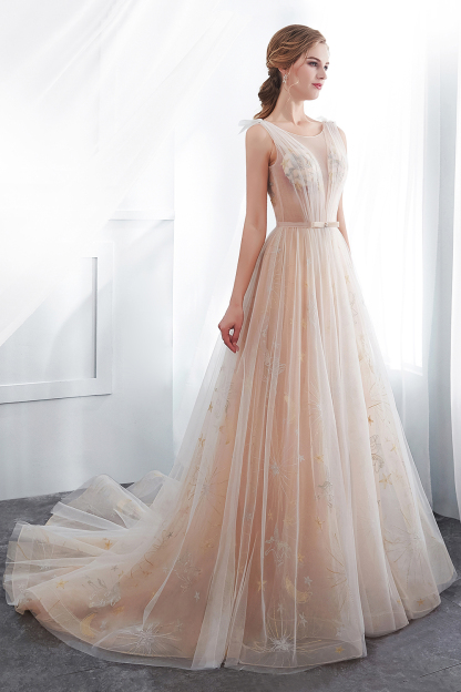 BMbridal Charming Sleeveless Embrodiery Long prom Dress With Lace-up