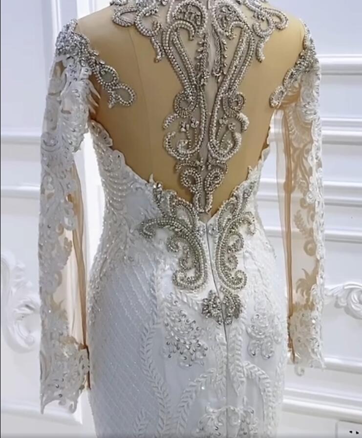 Gorgeous Long Sleeves Pearl Sequins Bateau Mermaid Wedding Dress with Lace Appliques Beading